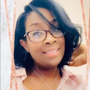 Meet your Posher, Sharleta